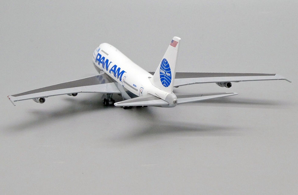 Thumbnail: Pan Am B747SP "Clipper Young America 50th" N533PA 1:400 EW Wings EW474S003