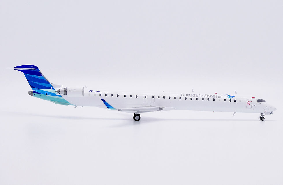 Thumbnail: XX20566 1:200 Garuda Indonesia CRJ-1000ER PK-GRA