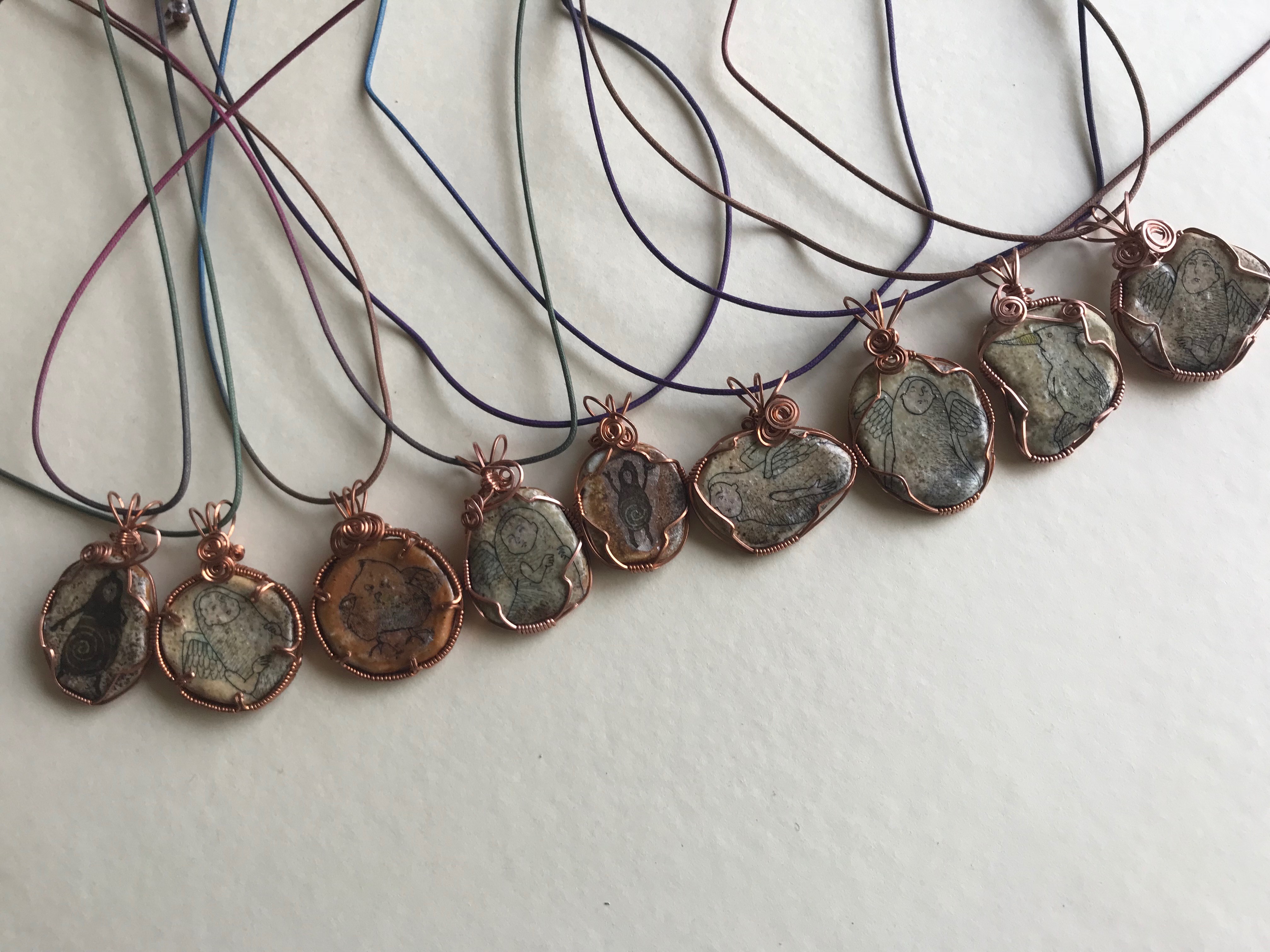 Mojo pendant