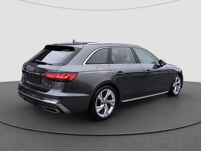 Audi A4 Avant 40 TDI quattro – Der vielseitige Kombi aus Straubing