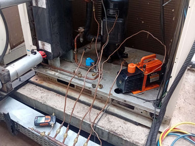 Carga de oleo chiller hitachi rcu2a