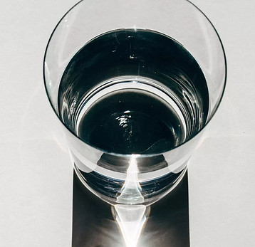 https___sheerluxe.com_sites_sheerluxe_files_articles_2023_10_hyrdation-hero-new (1).jpg