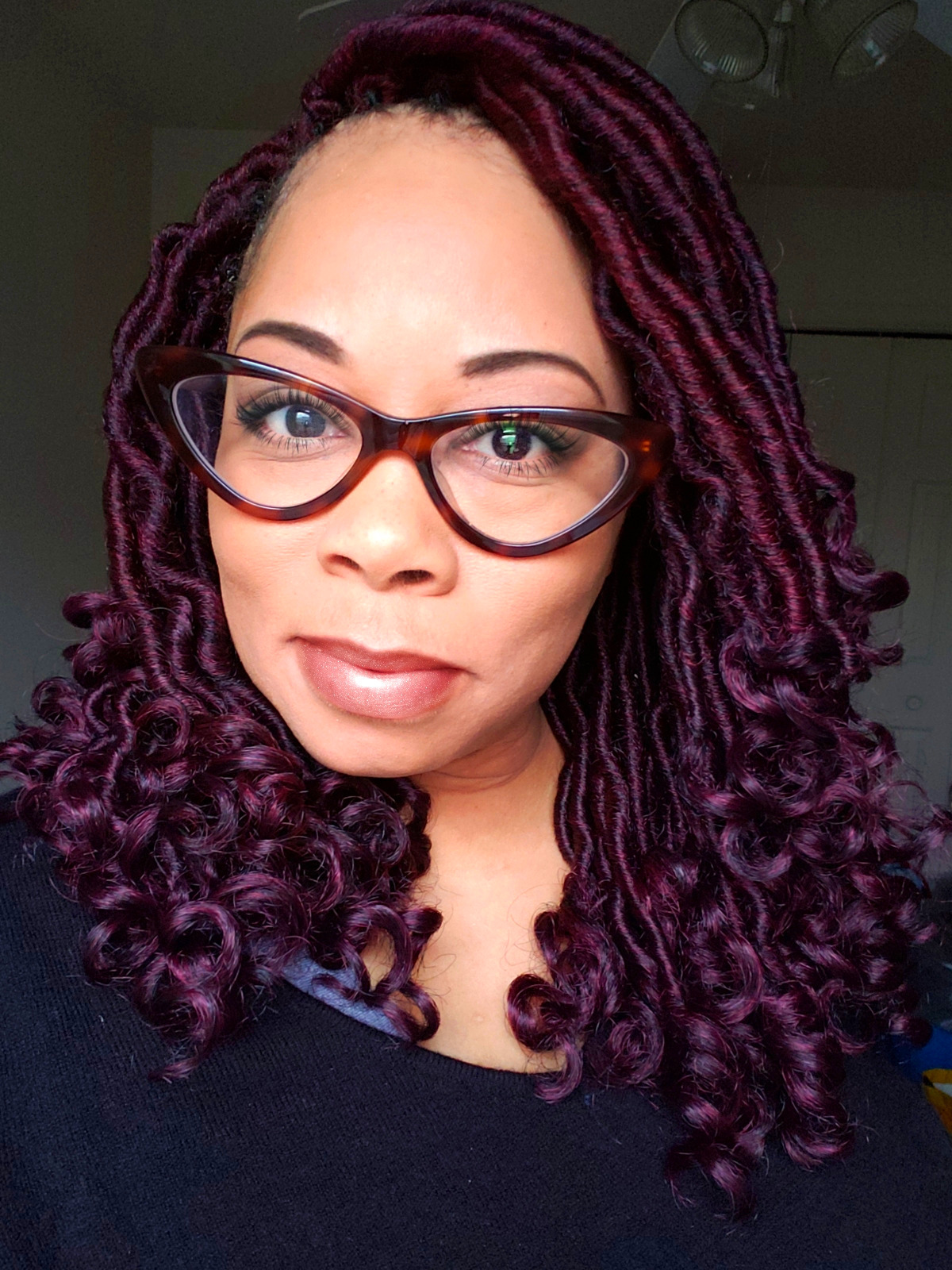 12" Freetress Gorgeous Locs