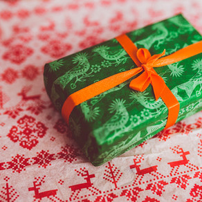 46% das pessoas pretendem comprar presentes para si mesmo no Natal, estimam CNDL/SPC Brasil.