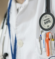 doctor-563428_1920.jpg