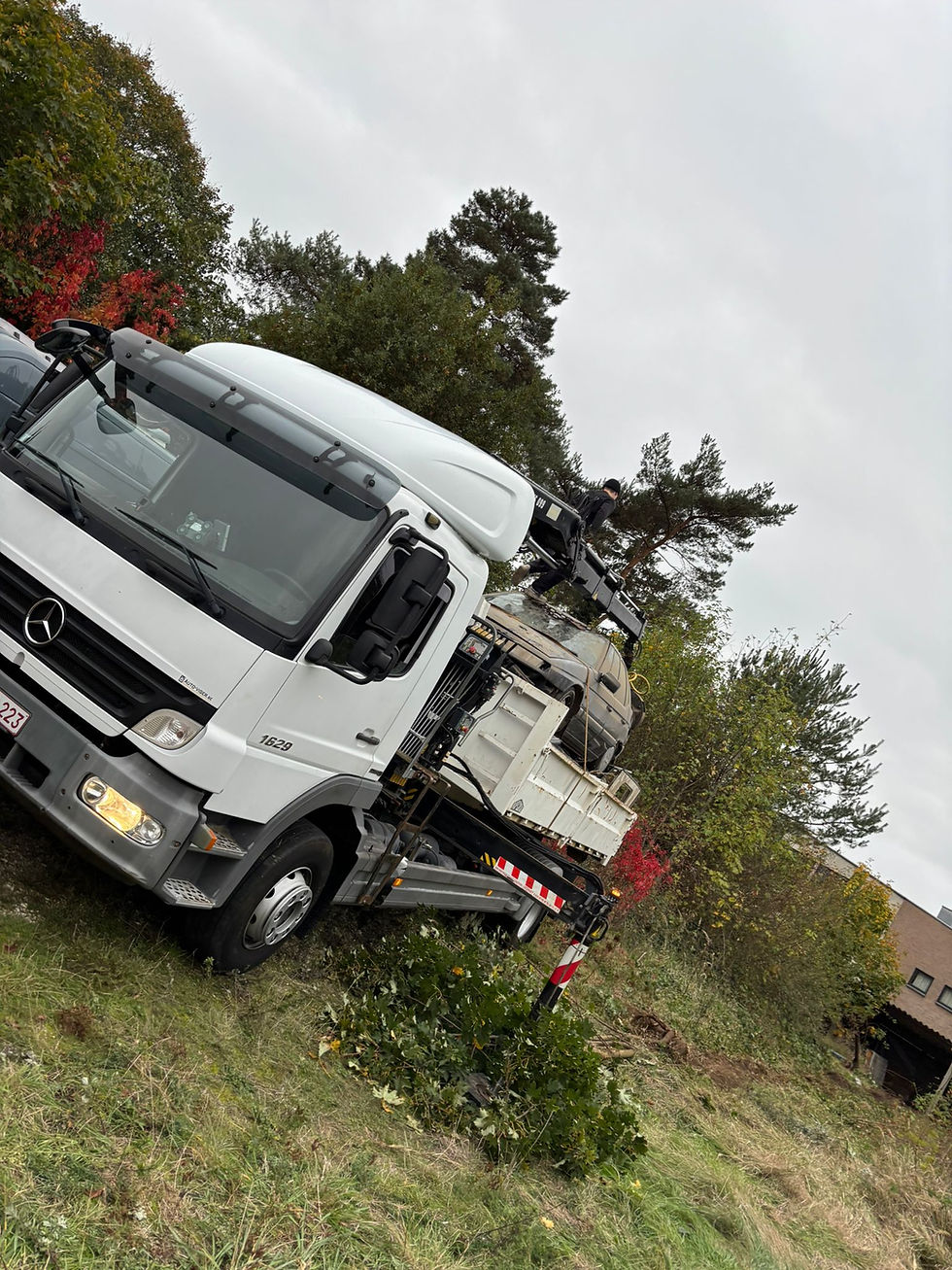 autowrak ophalen met kraan