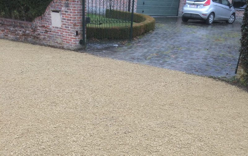 Aanleg van parking in dolomiet 0/15