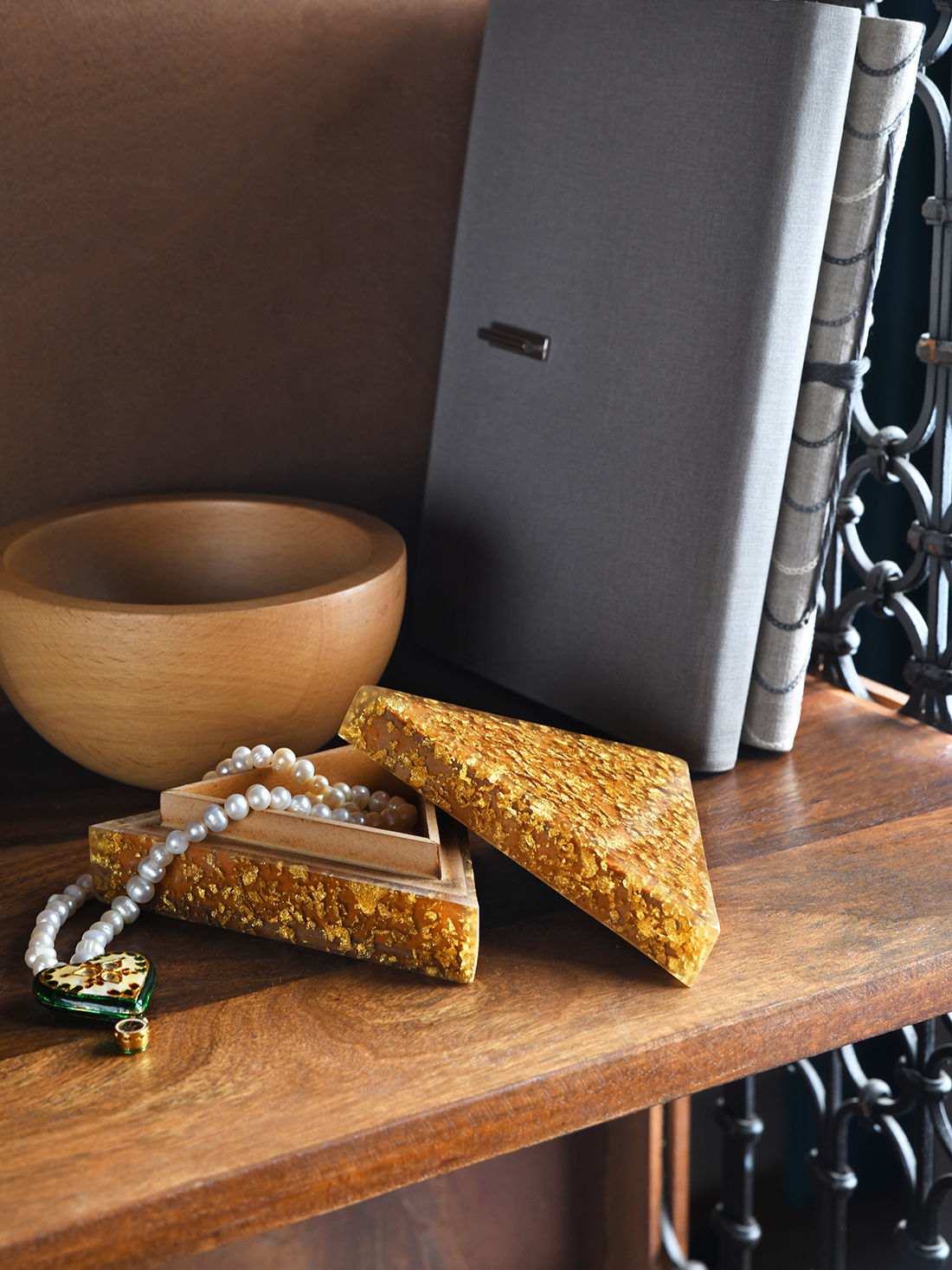 Gift box - Foil flair T