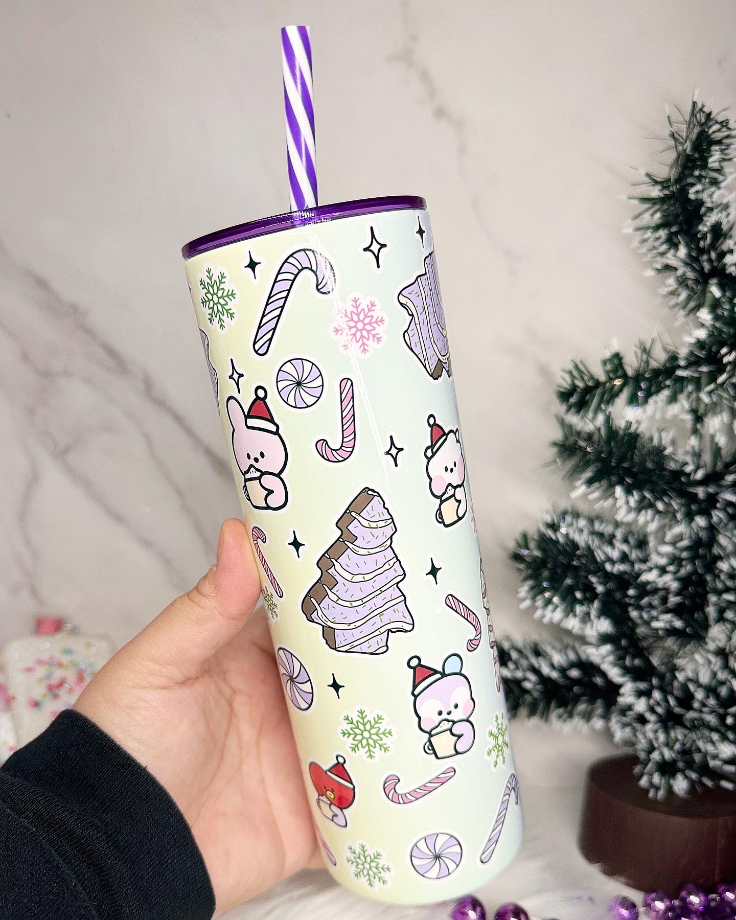 BTS BT21 Christmas Snack Cake Tumbler 