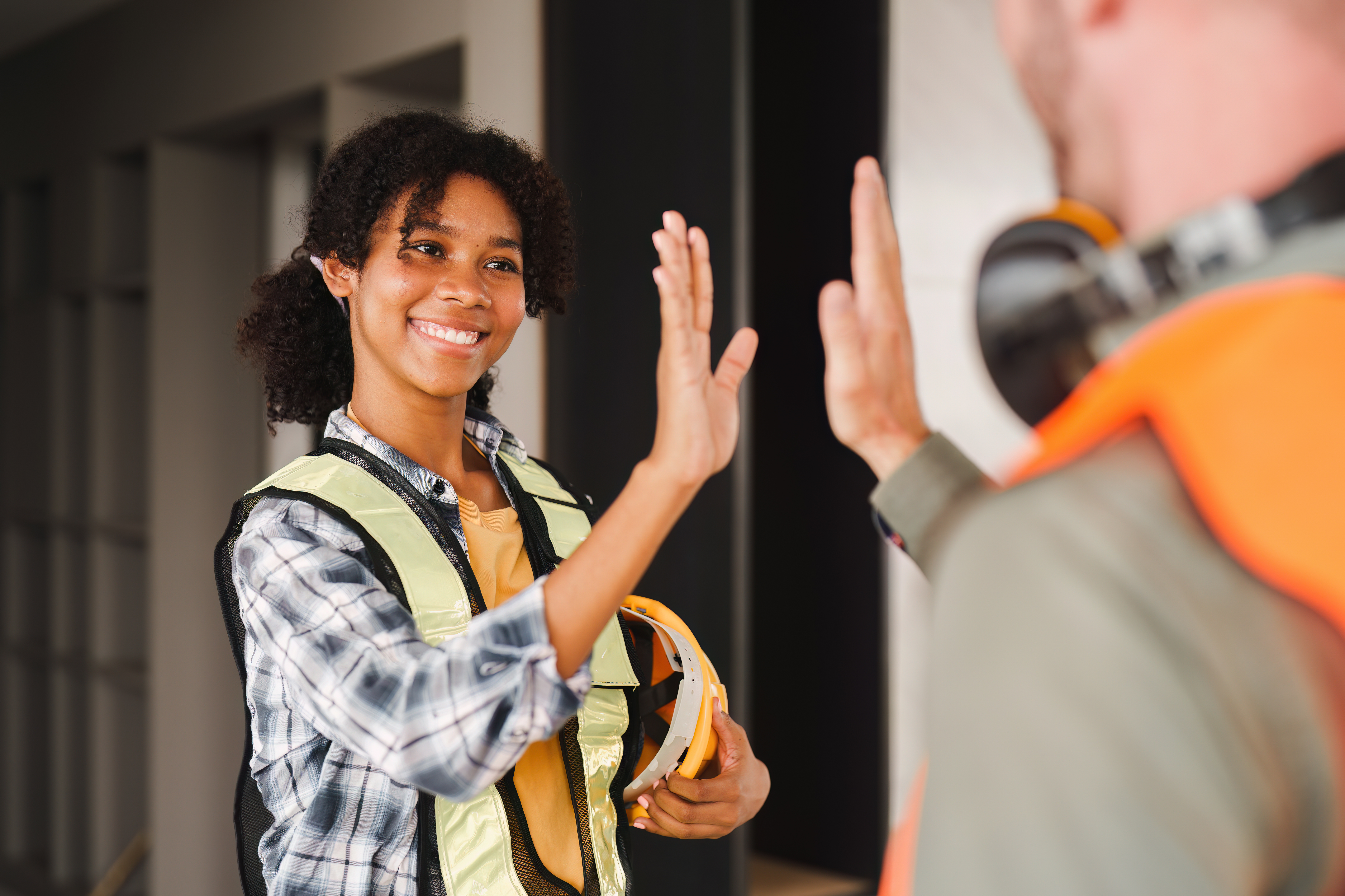 Top 5 Benefits of Choosing Private Health and Safety Consultants for Your Organization