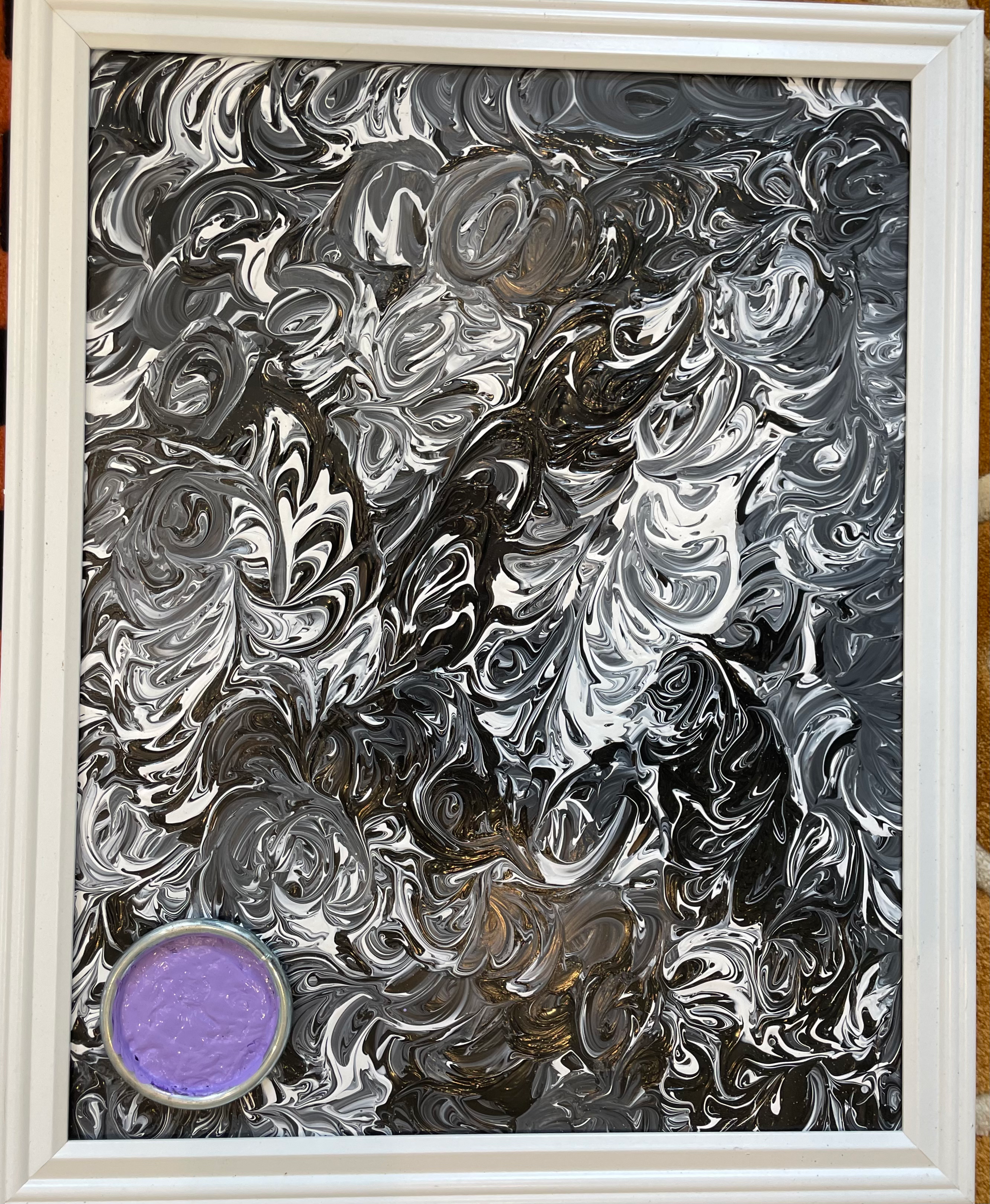 Marbling with a violet accent