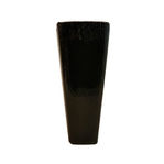 Imagine cu picioare trapez lemn, înălțime 6-12 cm, culoare neagră: Adaugă un aer modern și sofisticat canapelei sau patului de dormitor cu ajutorul picioarelor trapez din lemn, cu o înălțime variabilă între 6 și 12 cm și o culoare neagră. Un accent de stil ce nu trebuie trecut cu vederea.