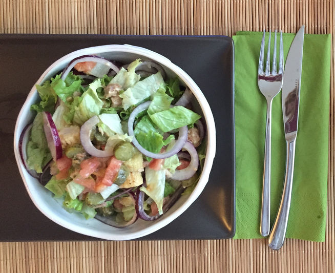 Ton balıklı salata