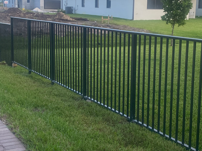 Fence20.HEIC