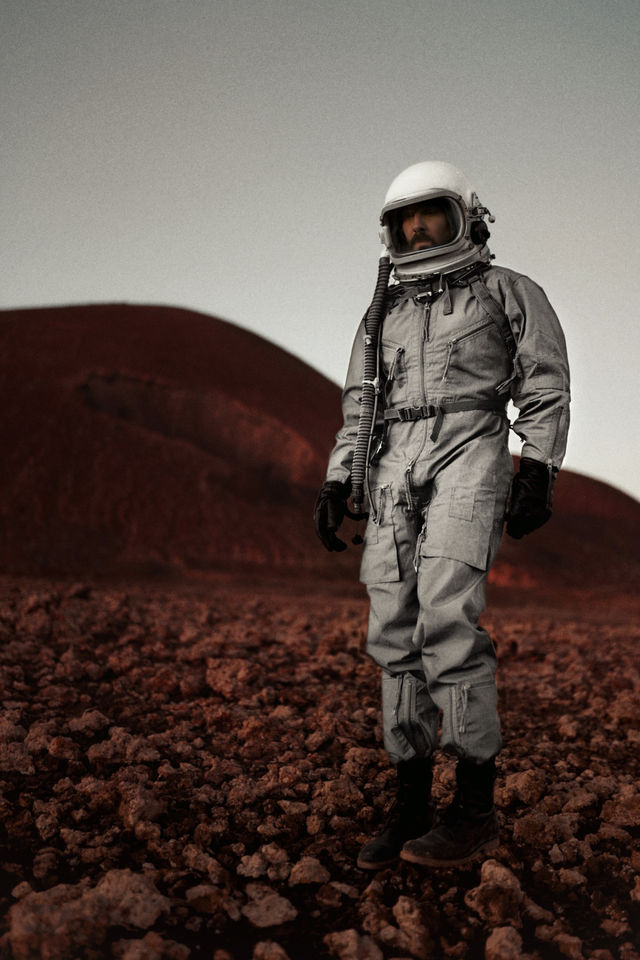 Kevin Mike Minder als Astronaut auf dem Mars.