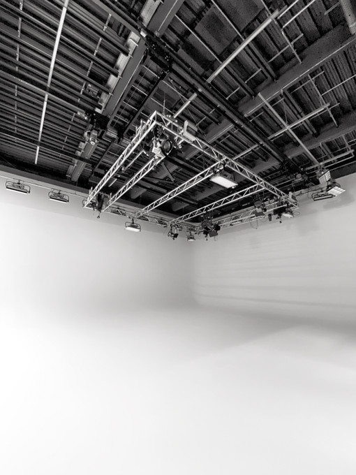 Innenaufnahme eines Studios.