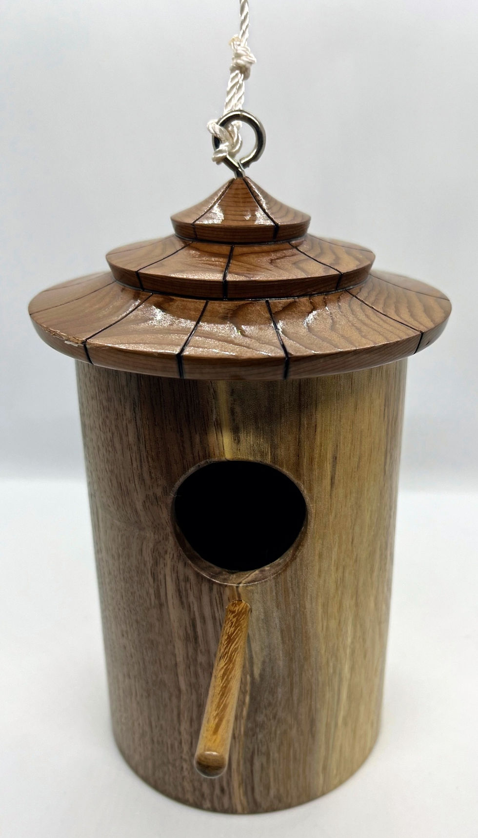 Thumbnail: Birdhouse - Traditional