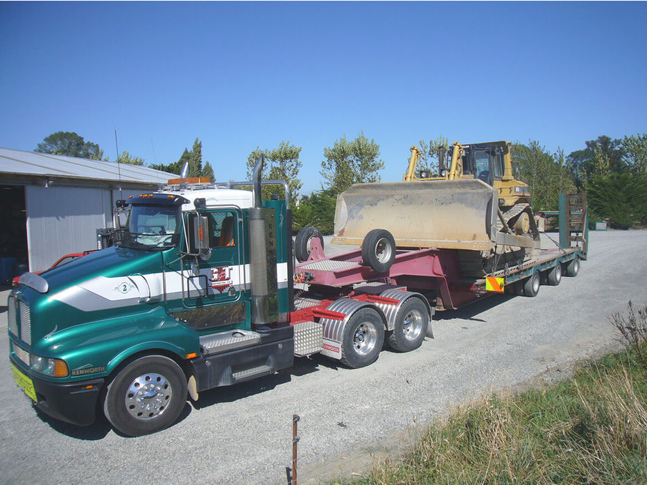 HEAVY HAULAGE
