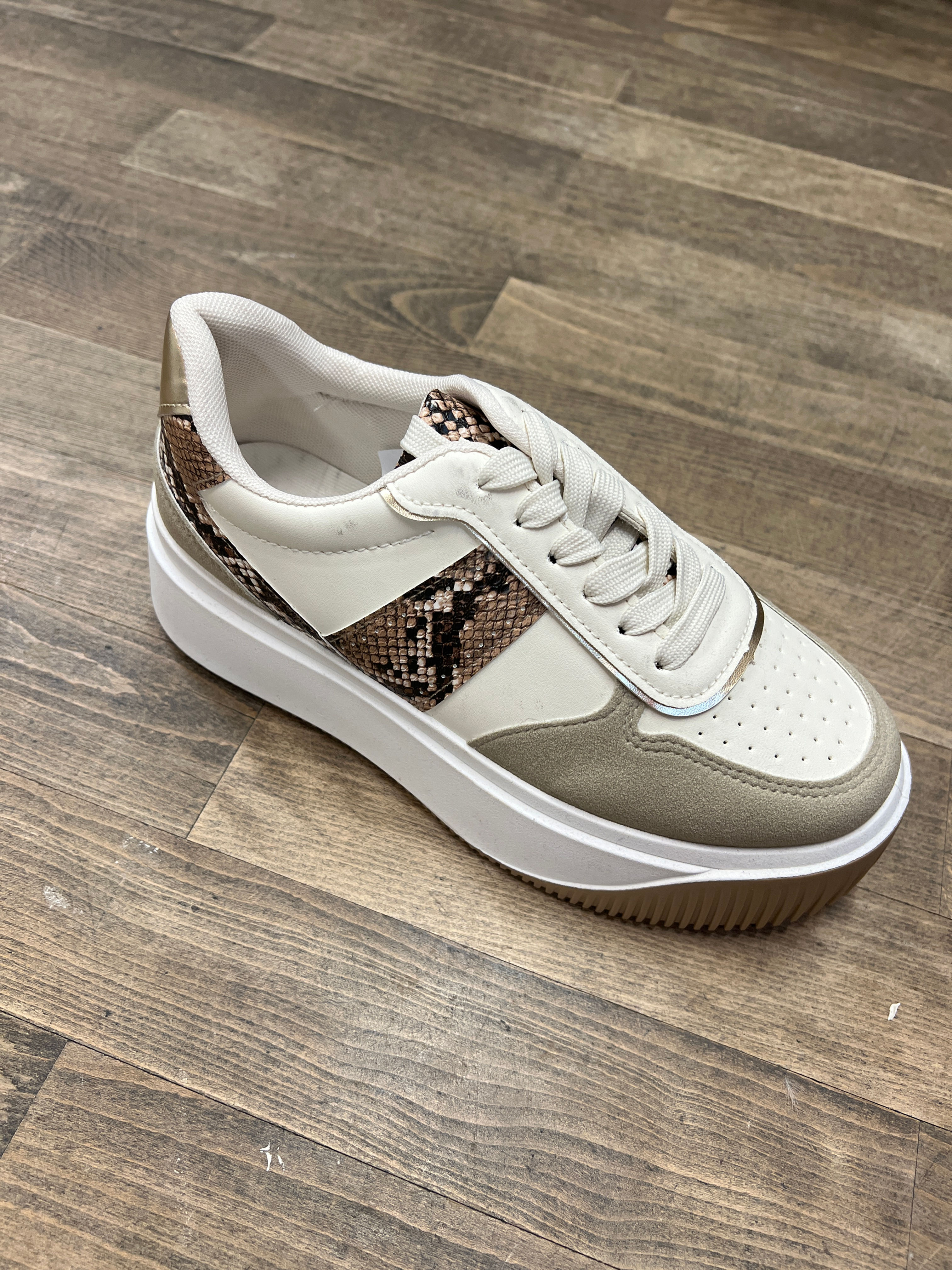 Sneaker Beige mit Snake-Detail