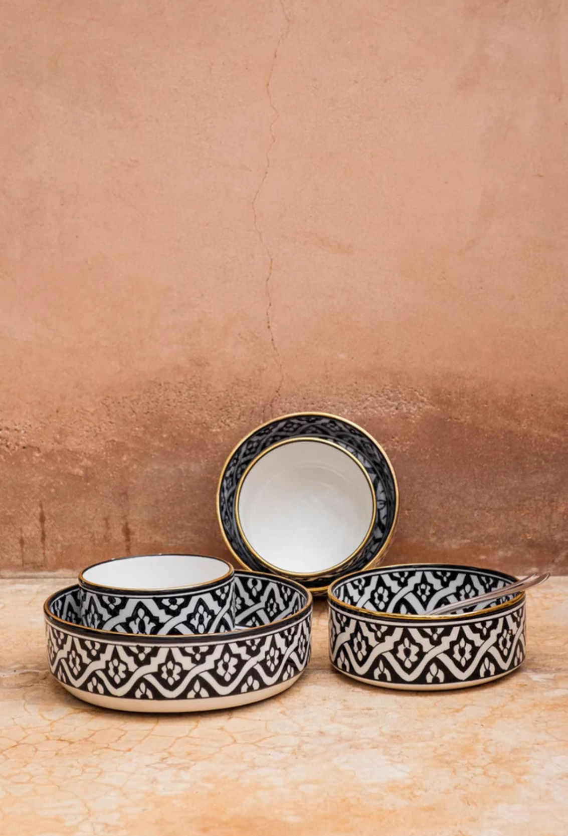 PLATS DE SERVICE DROITS FASSIA NOIR GOLD L