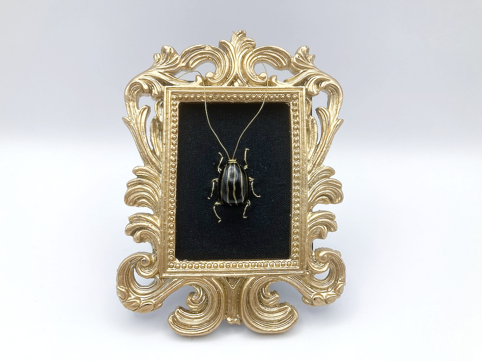 Handcrafted beetles bugs vegane Käfer skurrile Insekten-Deko Wandschmuck Wanddeko Insektenkunst Kunstkäfer Barock