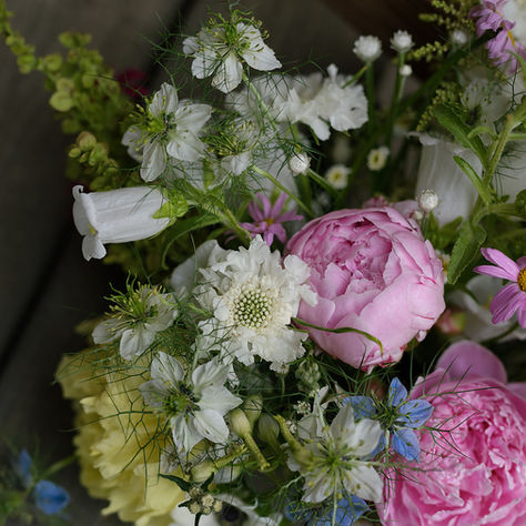 June elopement bouquet in Glacier Park