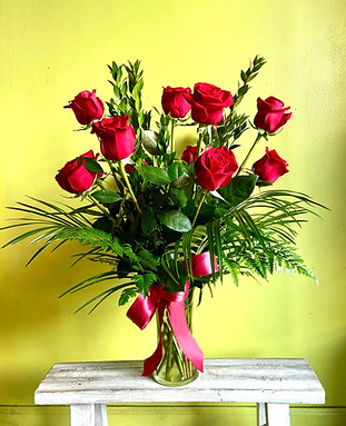 roses-garden on the square-savannah florists-savannah flower shop-valentines day-savannah