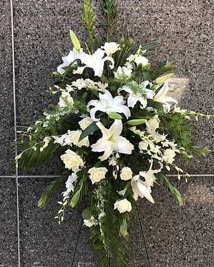 white-standing-funeral-spray-sympathy-sa