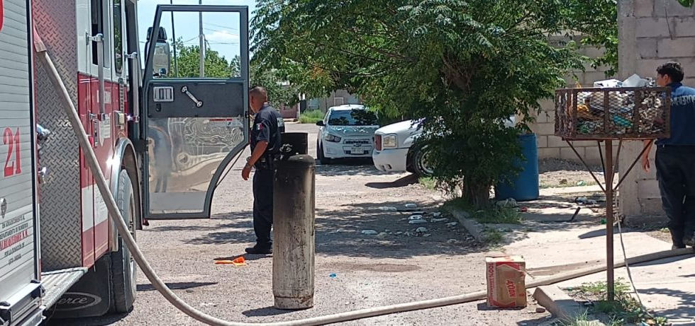 Menores de edad provocan incendio en una vivienda de Delicias