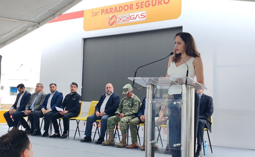 Inician SICT y Oxxo Gas la construcción del 'Primer Parador Seguro Para Transportistas' en Chihuahua