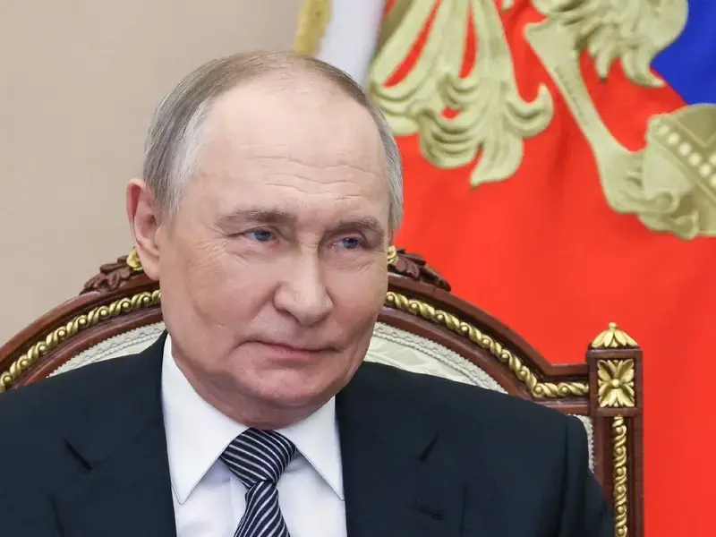 Putin dice que la intención de EU por anexionar Groenlandia es muy seria