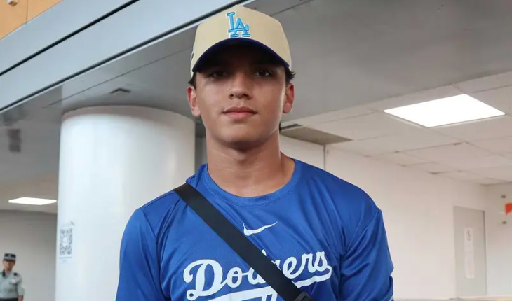 Mexicano Ezequiel Rivera firma con los Dodgers ¡A los 14 años de edad!
