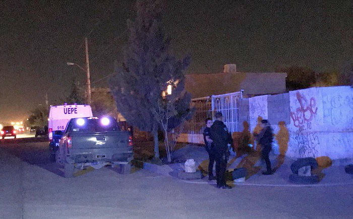 Ejecutan a hombre en domicilio de la Manuel J. Clouthier en Juárez