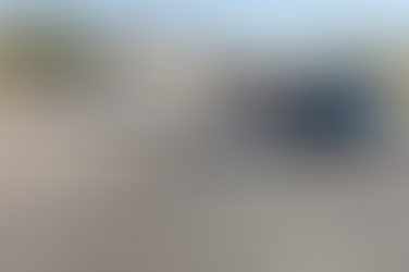 Camioneta pierde el control y termina volcando en la Vialidad Sacramento