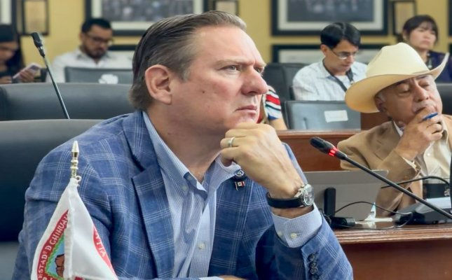 Diputado Carlos Olson