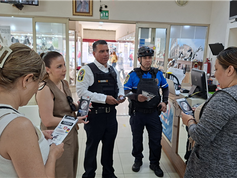 Agentes Municipales y comerciantes de Chihuahua (Foto DSPM)