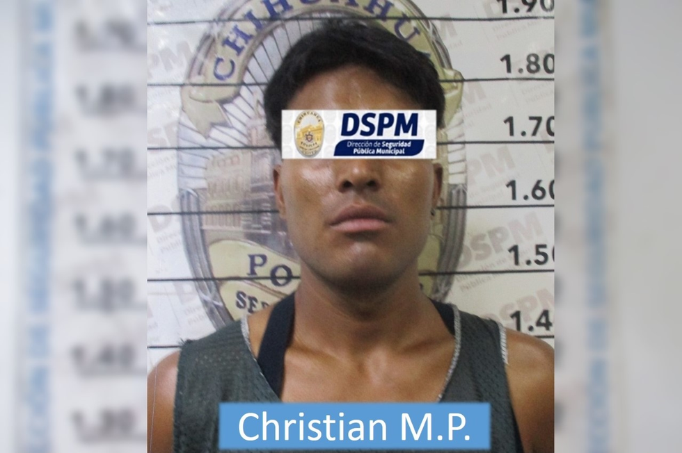 Lo sorprenden robando autoestéreo de un TIIDA en Camino Real