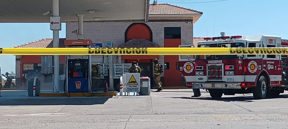 Realizan simulacro de vehículo en llamas en una gasolinera de Delicias