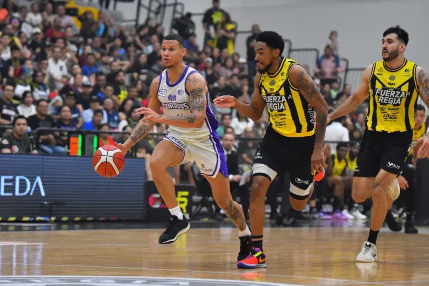Dorados de Chihuahua sufre su tercera derrota consecutiva; Fuerza Regia gana 88-67 