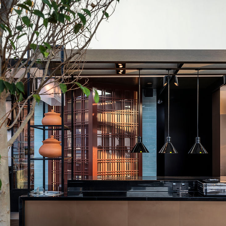 Hotel F&B architectural photography of Harbourside at Regent Hong Kong by Edmon Leong.