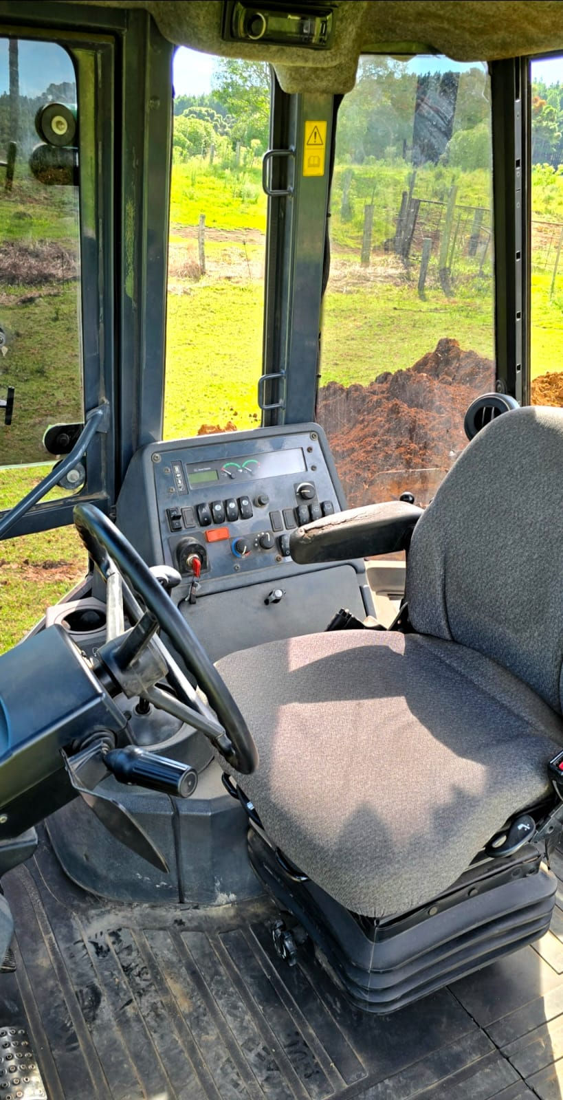 Thumbnail: RETROESCAVADEIRA JOHN DEERE 310K 4x4,  Ano  2014 - EMPLACADA 