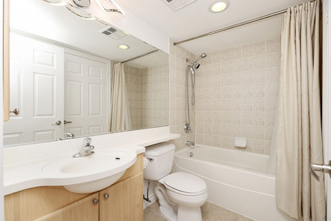 715-763 Bay Street (13).JPG