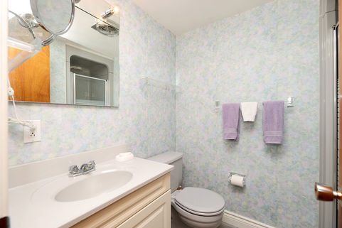 11 Joanna Dr (19).JPG