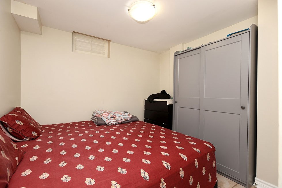 23 Maple Bush Ave (27).JPG