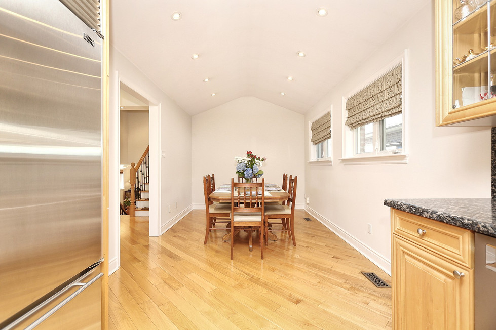 10 Castle Green Crescent