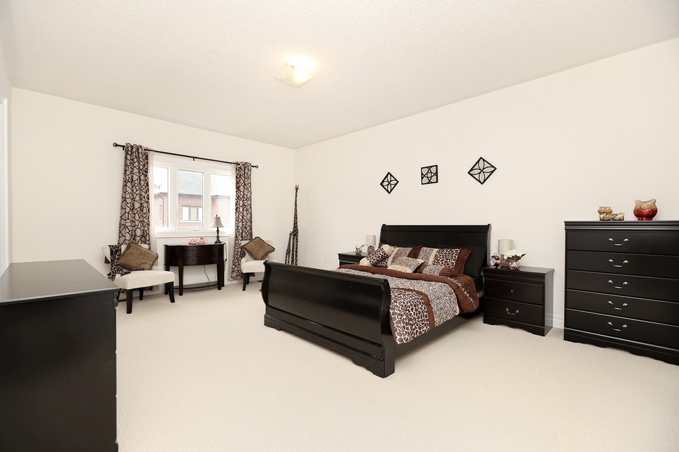 119 Hackwood Cres (38).jpg