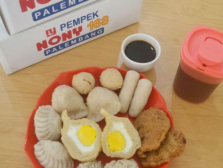 Pempek Kapal Selam Citarasa legendaris dari Palembang