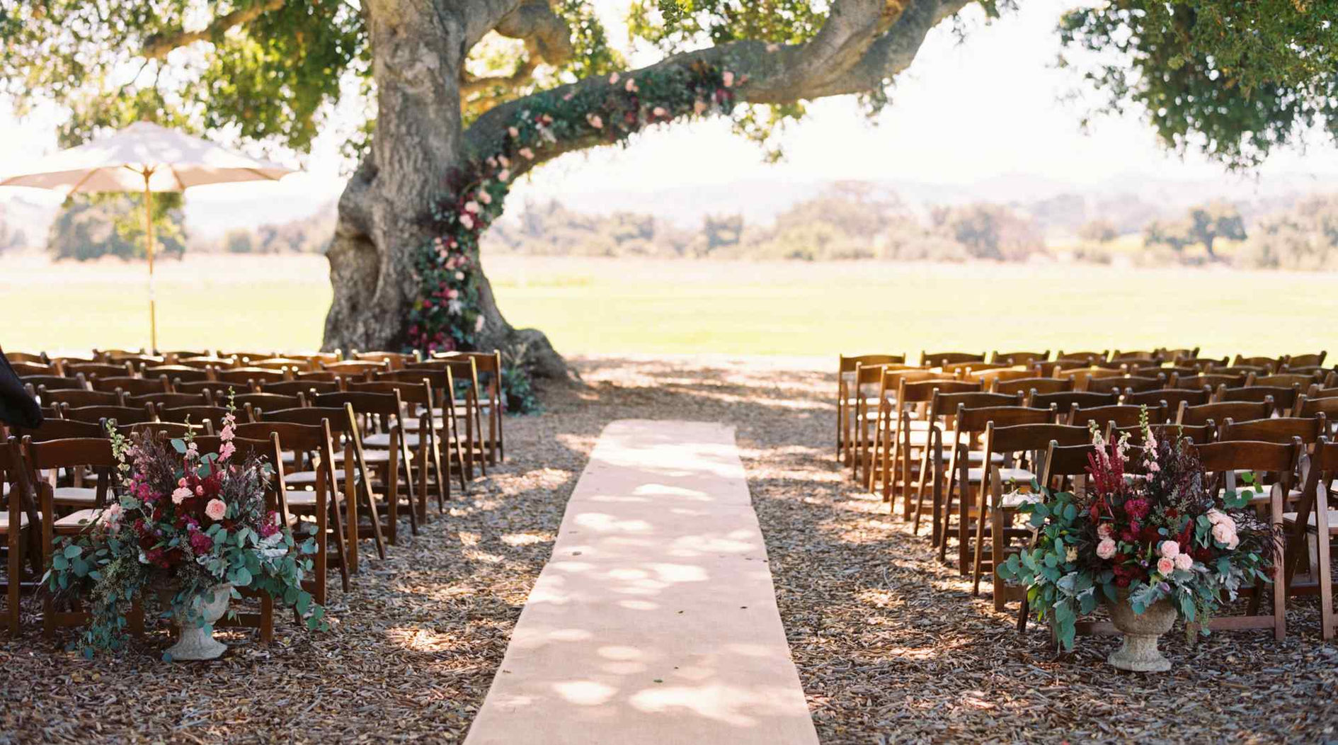 Autumn wedding, tree decor