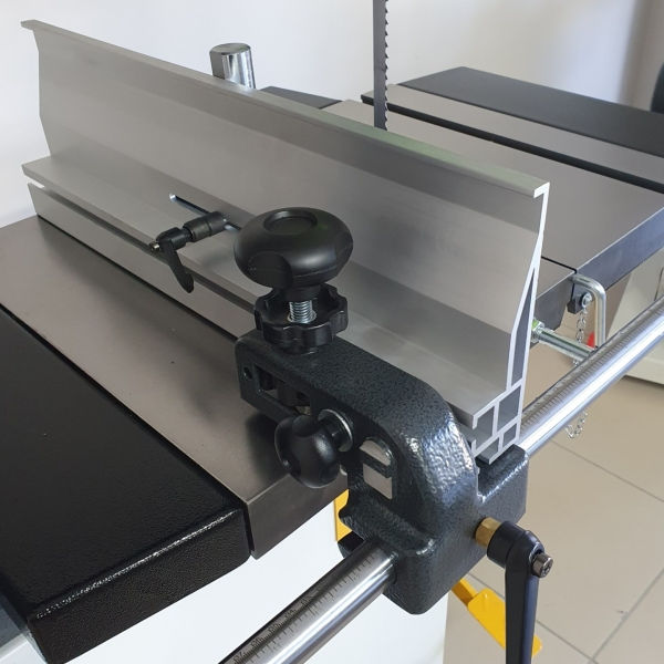 Thumbnail: WOODFAST BS450A 18" Deluxe 3hp