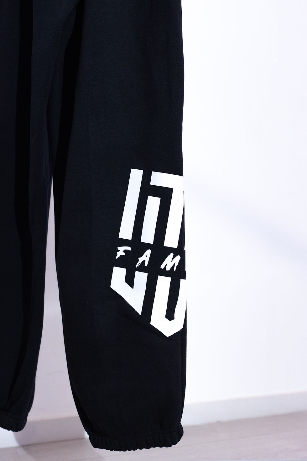 Thumbnail: UDS Fluffy Jogging kids & adults